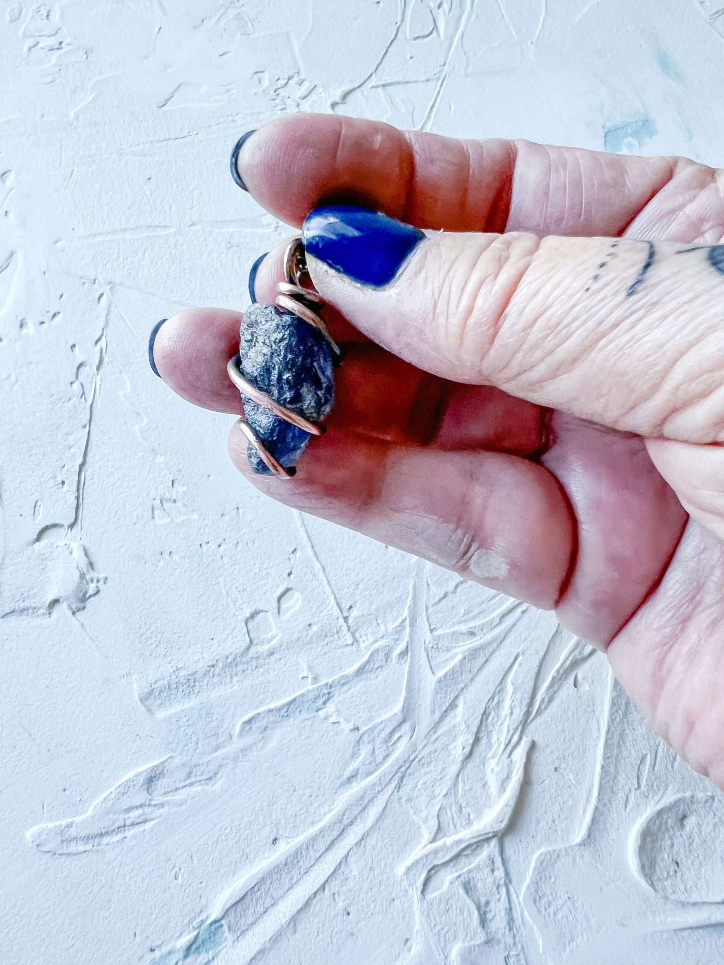 Raw Iolite and Copper Pendant - Copper Jewels