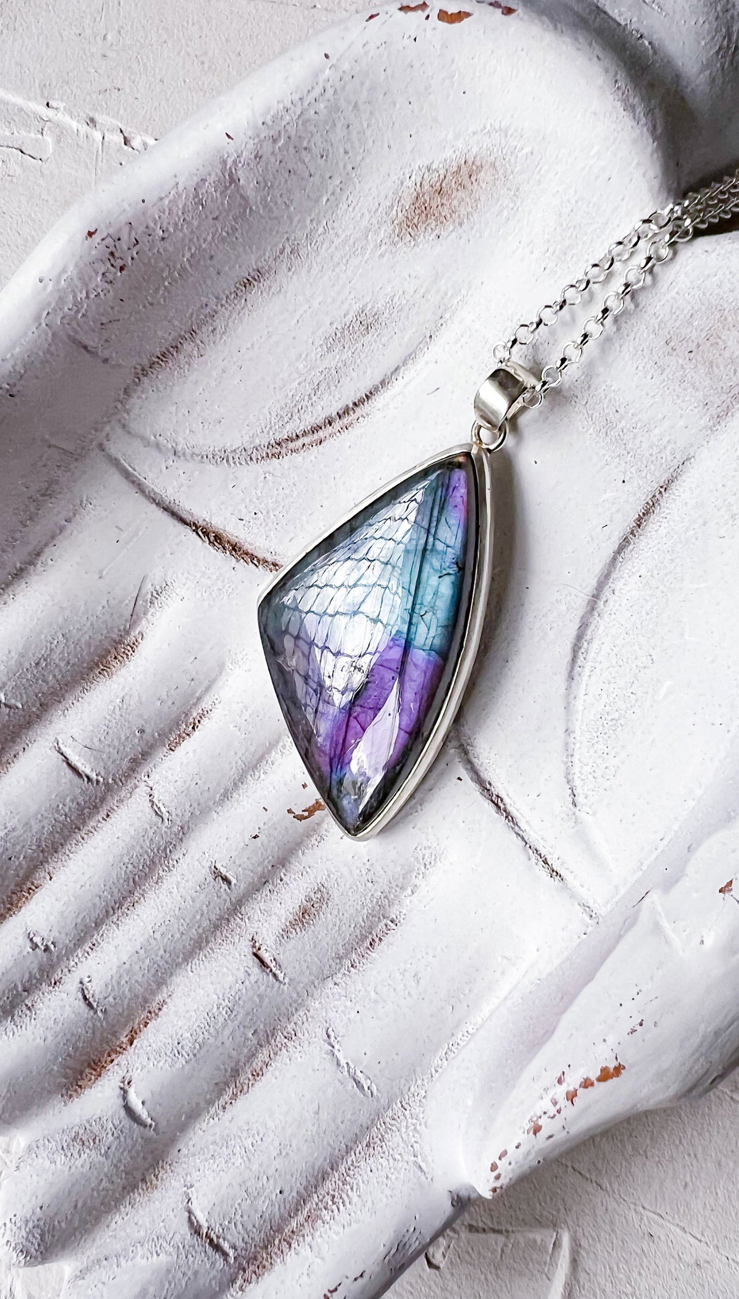 Mystic Horizon - Silver and Labradorite Pendant - Copper Jewels