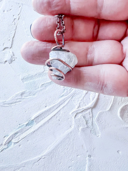 Raw Celestite and Copper Pendant - Copper Jewels