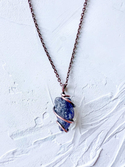 Raw Iolite and Copper Pendant - Copper Jewels