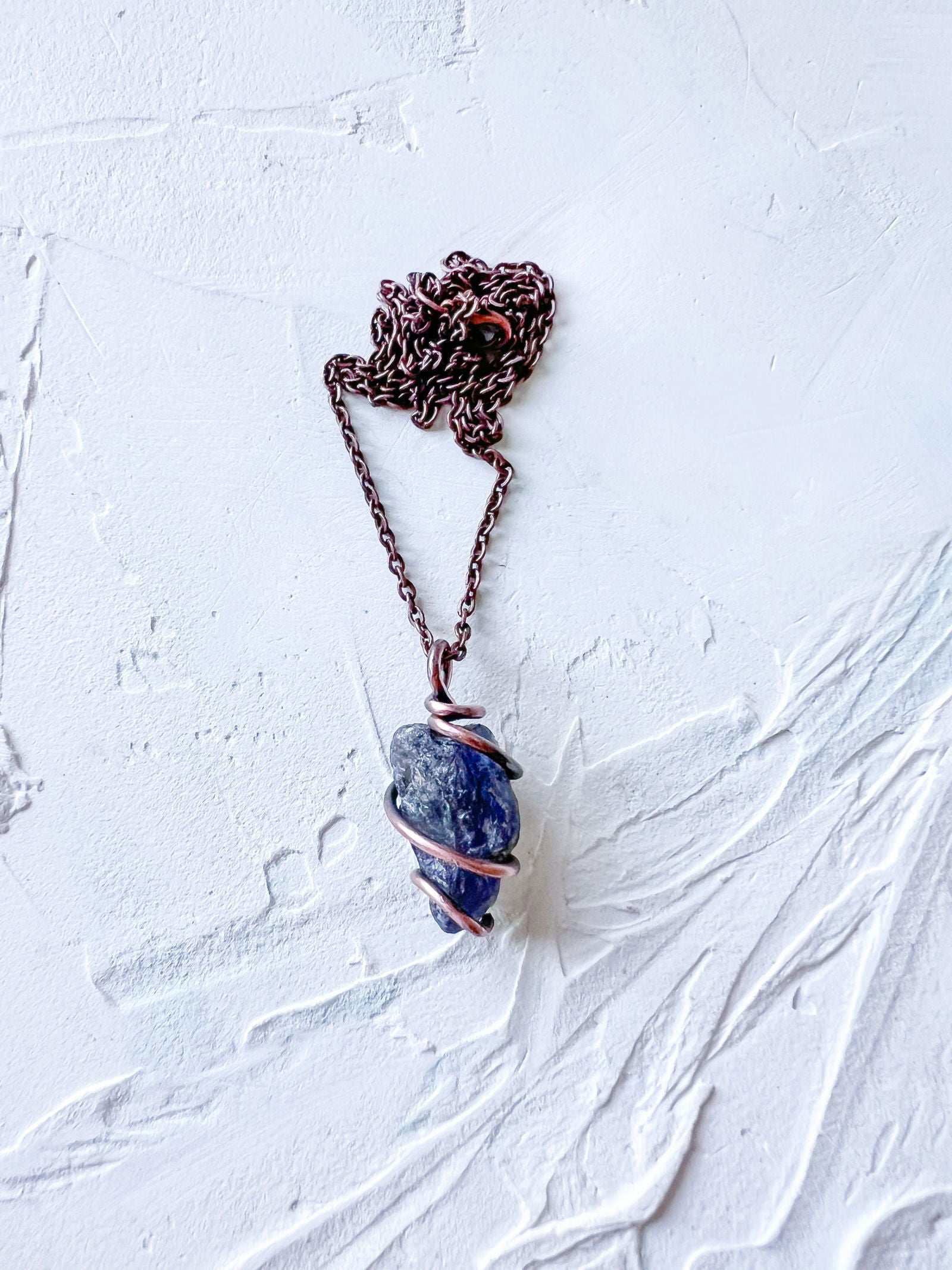 Raw Iolite and Copper Pendant - Copper Jewels
