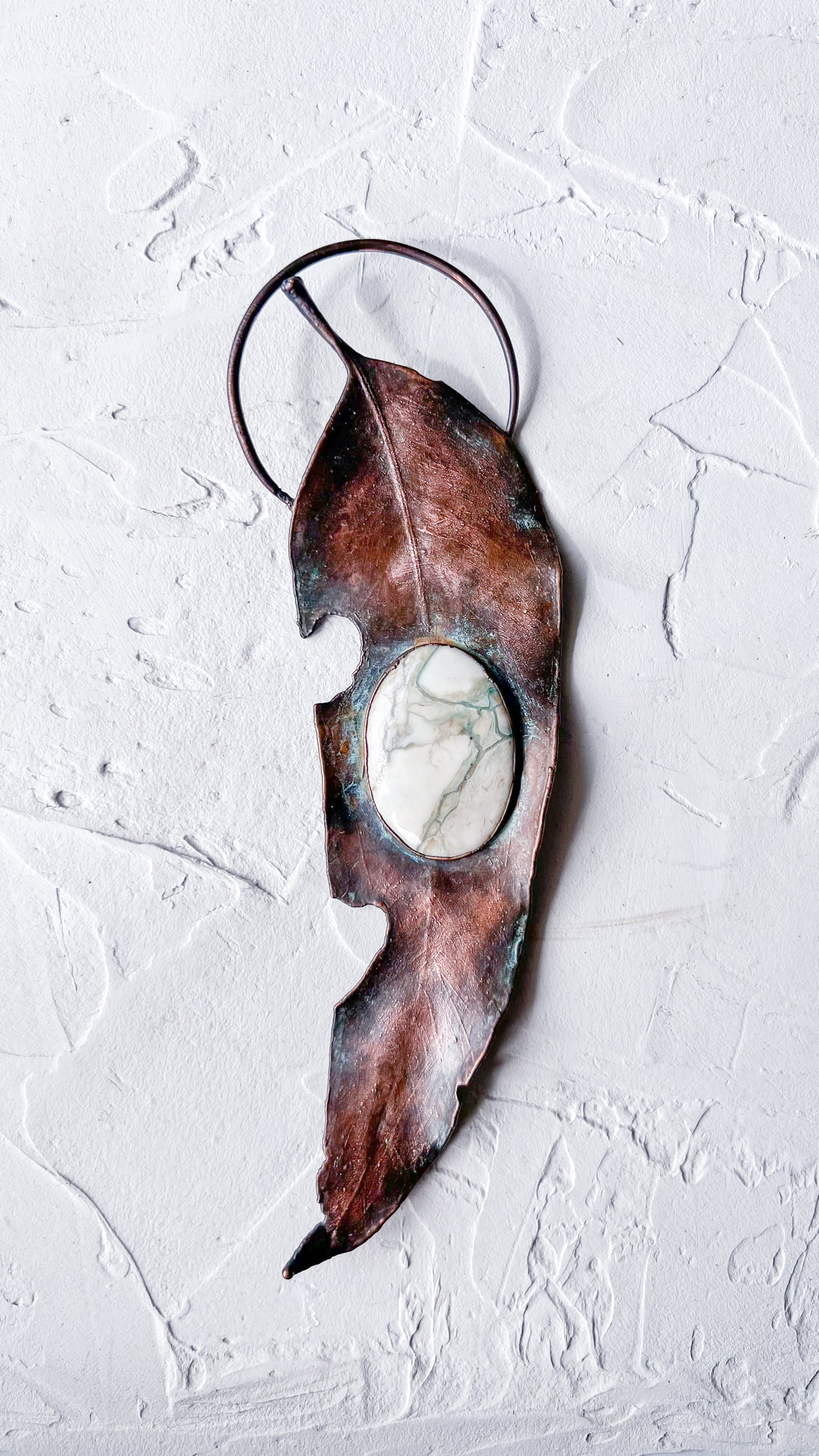 Forest Sorceress Leaf Talisman – Green Tree Agate
