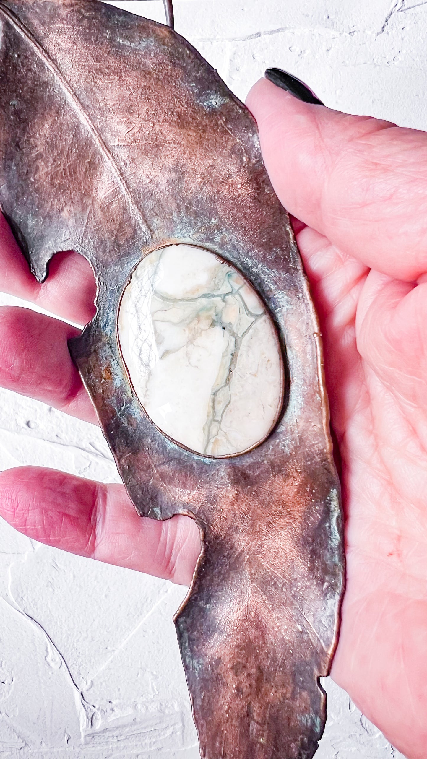 Forest Sorceress Leaf Talisman – Green Tree Agate