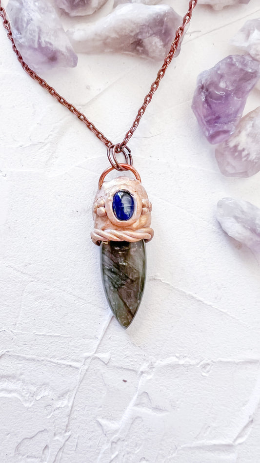Forest Sorceress Pendant – Kyanite and Labradorite