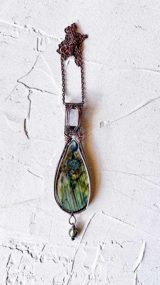 Labradorite, Moonstone and Green Pearl Copper Wire Pendant