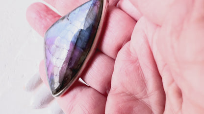 Mystic Horizon - Silver and Labradorite Pendant Necklace