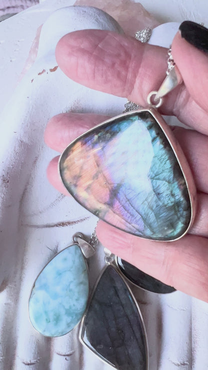 Silver and Labradorite Pendant Necklace – Wings of Light