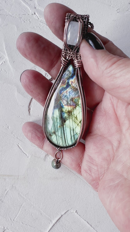 Labradorite, Moonstone and Green Pearl Copper Wire Pendant